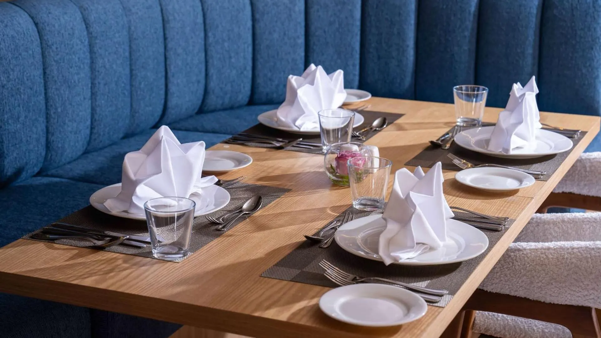 ****  Radisson Hotel Madinah Medína Saúdská Arábie